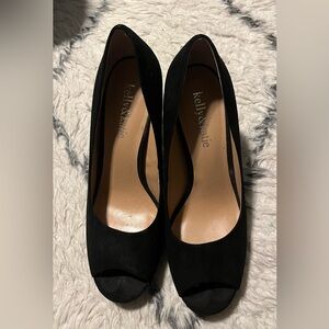Kelly & Katie Classic Black Peep Toe Heels- Size 6.5
